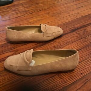 7 1/2 medium twist light toffee color, loafers women’s shoes